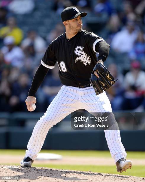 Miguel Gonzalez of the Chicago White Sox pitches during the game against the Minnesota Twins at Guaranteed Rate Field on Saturday, April 8, 2017 in...