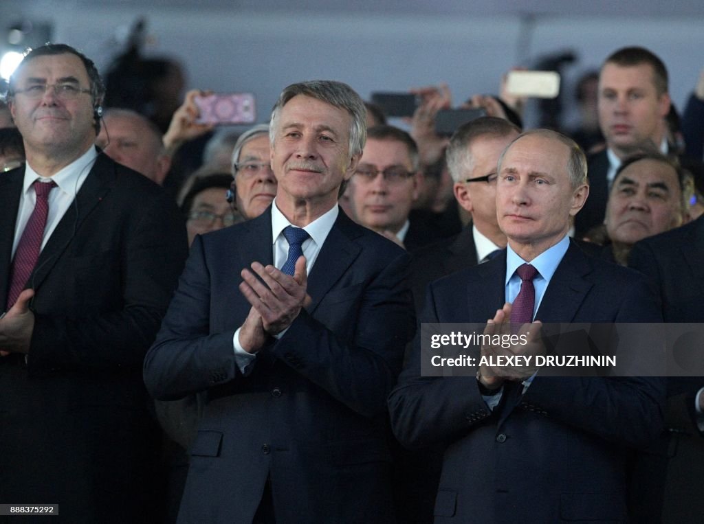 RUSSIA-FRANCE-CHINA-ENERGY-GAS-ARCTIC