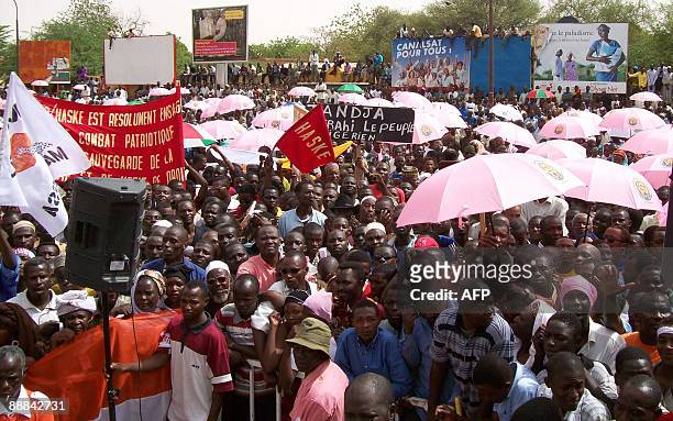 Tens of thousands of Nigerien demonstrate in the streets of Niamey on July 5, 2009 against President Mamadou Tandja's project for a referendum to...