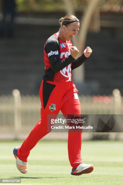 Lea Tahuhu of the Renegades celebrates taking the wicket of Stafanie Taylor of the Thunder during the Women's Big Bash League WBBL match between the...