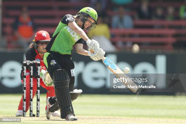 Nicola Carey of the Thunder bats during the Women's Big Bash League WBBL match between the Melbourne Renegades and the Sydney Thunder at North Sydney...