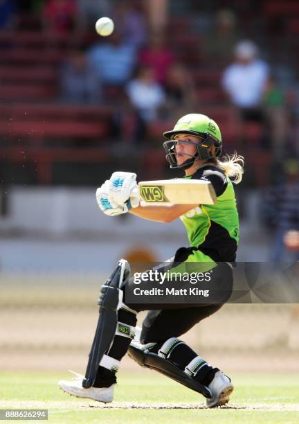 Naomi Stalenberg of the Thunder bats during the Women's Big Bash League WBBL match between the Melbourne Renegades and the Sydney Thunder at North...