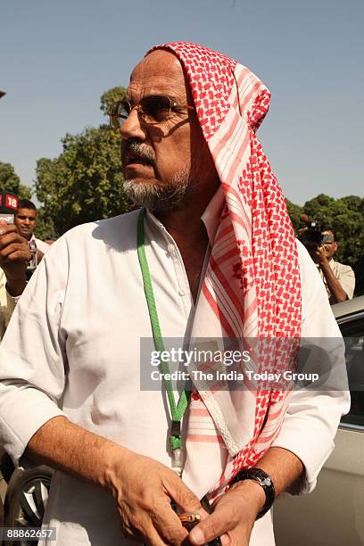 Akbar Dumpy Akbar Ahmed Photos and Premium High Res Pictures - Getty Images