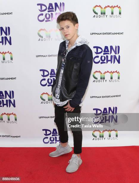 Case Walker at Dani Cohn's Single Release Party for #FixYourHeart on December 8, 2017 in Burbank, California.