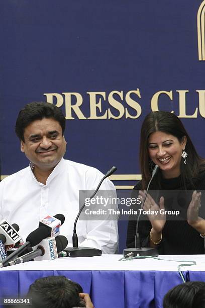 Chander Mohan alias Chand Mohammad, former deputy Chief Minister of Haryana with his Wife Fiza addressing a Press Conference in New Delhi, India