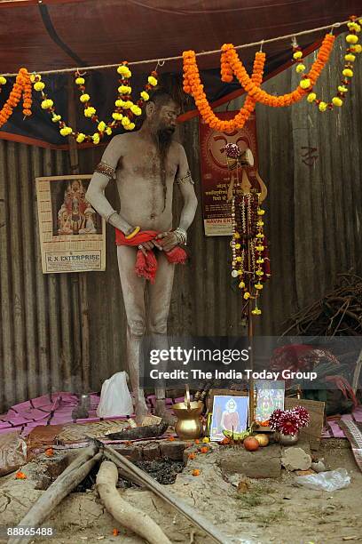 Hindu pilgrims at Ganga Sagar Mela in Kolkata, West Bengal, India