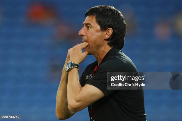 Phoenix coach Darije Kalezic during the round 10 A-League match between the Brisbane Roar and the Wellington Phoenix at Cbus Super Stadium on...