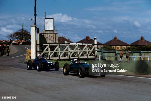 Alan Stacey, Jo Bonnier, Lotus-Climax 16, BRM P25, Grand Prix of Great Britain, Aintree, 18 July 1959.