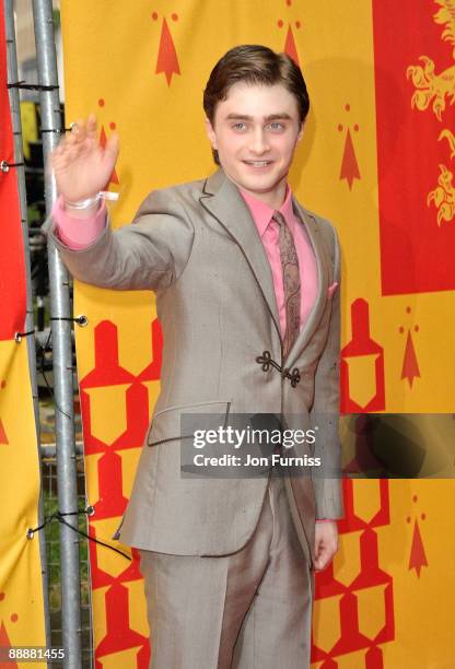 Actor Daniel Radcliffe attends the 'Harry Potter and the Half-Blood Prince' film premiere at the Odeon Leicester Square on July 7, 2009 in London,...