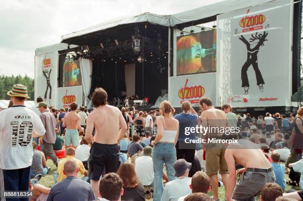 Crowds enjoying the music at the V Festival, Weston Park, 20th August 2000.