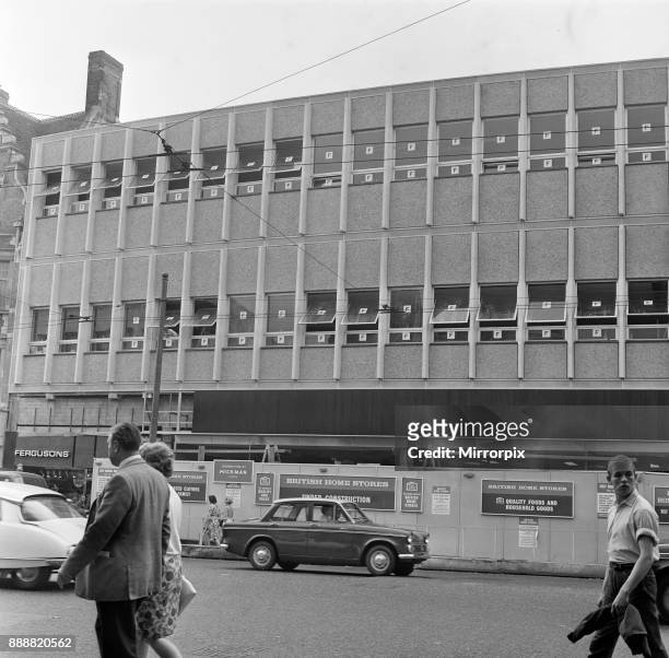 New BHS premises on Broad Street, Reading, 24th June 1967.