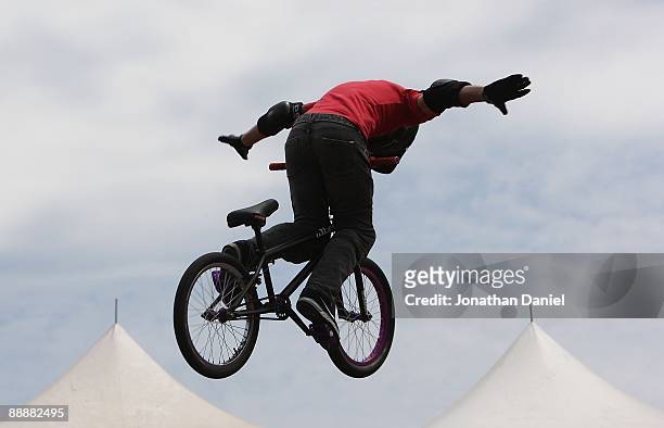 Steven McCann, of Melbourne, Australia, performs during the BMX Park Final of the Nike 6.0 BMX Open on June 27, 2009 at Grant Park in Chicago,...