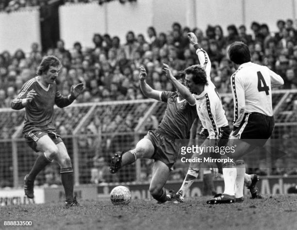 Tottenham Hotspur 1-2 Middlesbrough, Division One match at White Hart Lane, Saturday 7th April 1979. John Mahoney Middlesbrough Football Player...