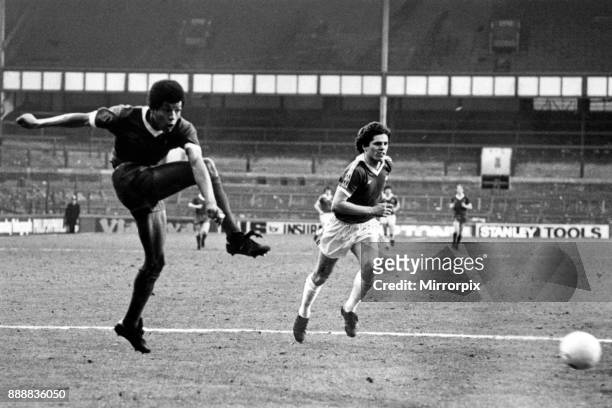 Howard Gayle, blasts in a great shot, only to be thwarted by the Everton goalkeeper. Circa 1979.