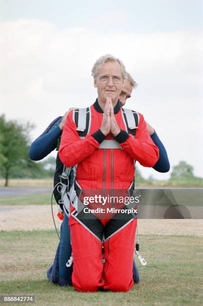 Nicholas Parsons, TV Presenter and actor, preparing for a tandem skydive, 17th September 1991.