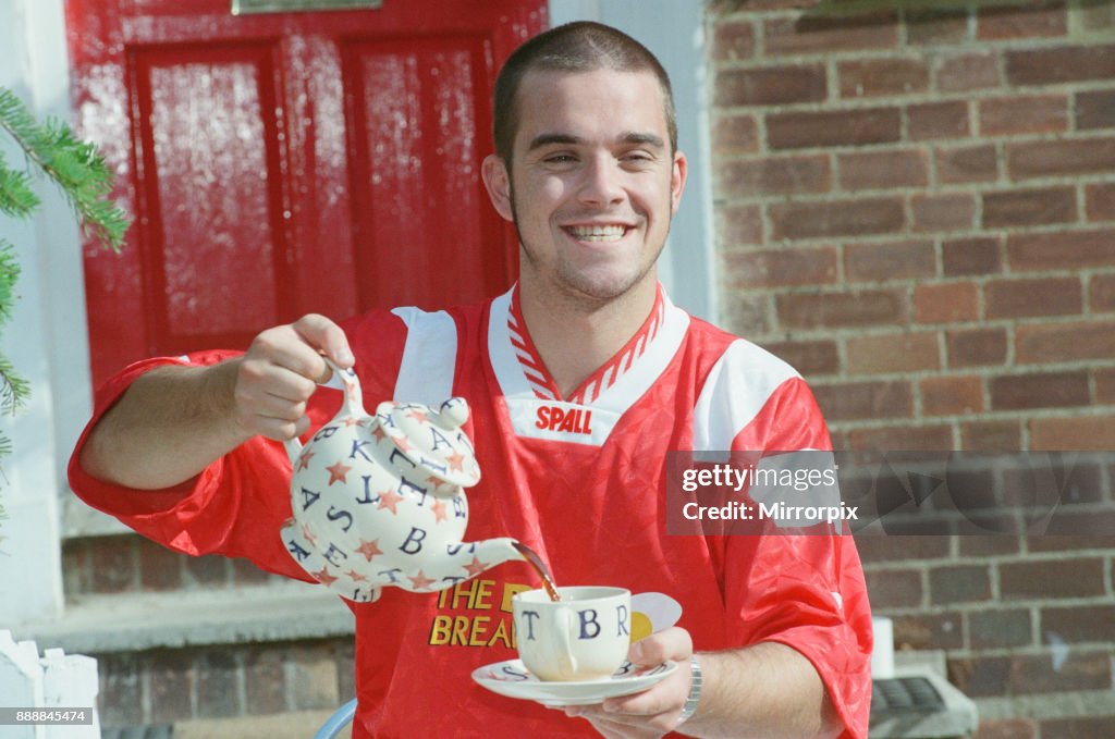 Robbie Williams appearing on 'The Big Breakfast'