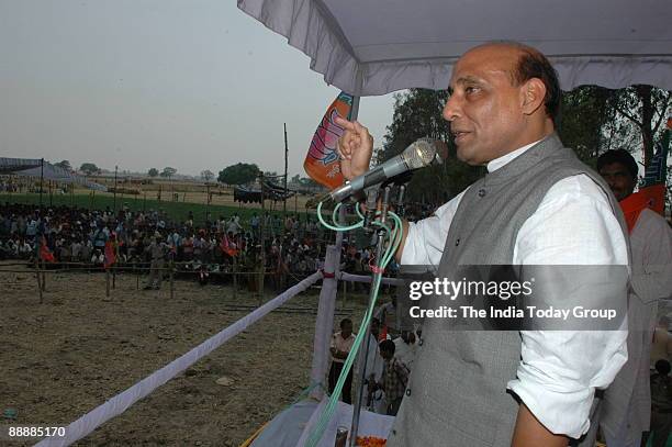 Bilsi Raling Bilsi Photos and Premium High Res Pictures - Getty Images