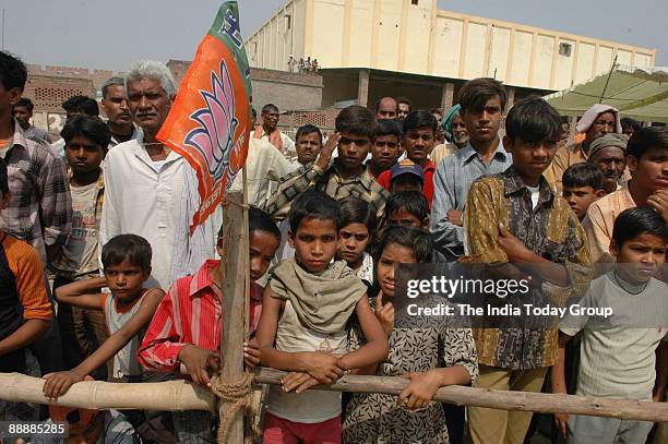 Bilsi Raling Bilsi Photos and Premium High Res Pictures - Getty Images