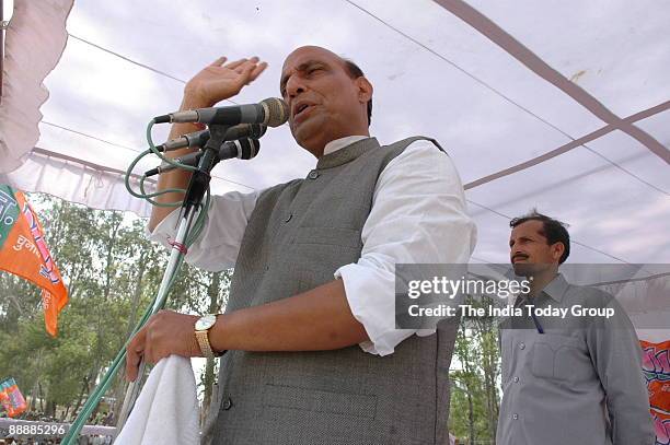 Bilsi Raling Bilsi Photos and Premium High Res Pictures - Getty Images