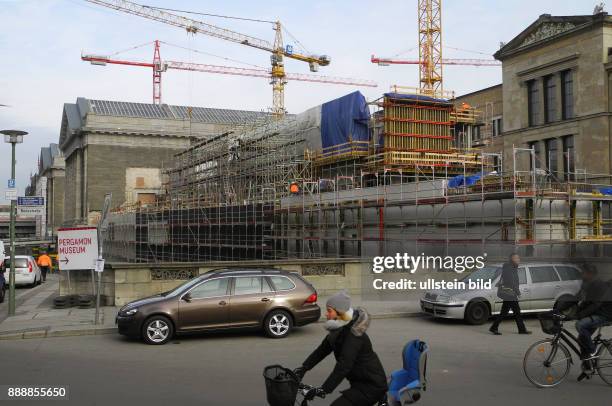 Am erfolgte die Grundsteinlegung fuer den Neubau des Neuen Eingangsgebaeudes zur Museumsinsel, der James-Simon-Galerie auf der Museums-Insel Berlin....