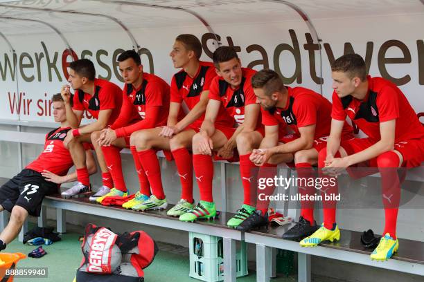 Sports, football, Lower Rhine Cup, 2015/2016, final, Rot Weiss Essen versus Wuppertaler SV 3:0, Stadium Essen, Hafenstrasse, substitutes bench RW...