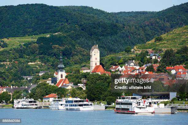 Austria, Lower Austria, A-Krems an der Donau, Danube, Wachau, Waldviertel, A-Krems-Stein, A-Stein an der Donau, city view, catholic parish church...