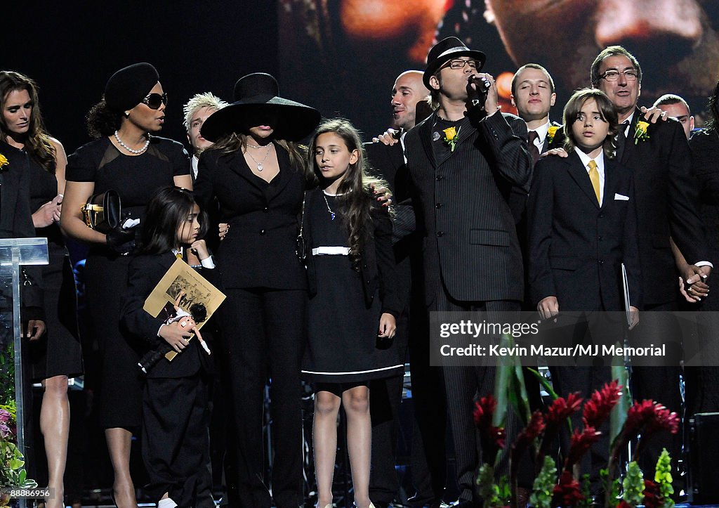 Michael Jackson Public Memorial Service - Inside