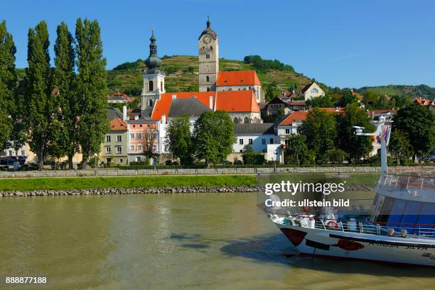 Austria, Lower Austria, A-Krems an der Donau, Danube, Wachau, Waldviertel, A-Krems-Stein, A-Stein an der Donau, city view, catholic parish church...