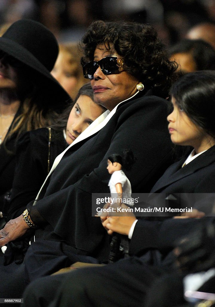 Michael Jackson Public Memorial Service - Inside
