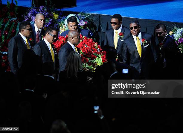 Tito And Randy Tito Jackson And Randy Jackson And Jermaine Jackson And Jackie Jackson ...