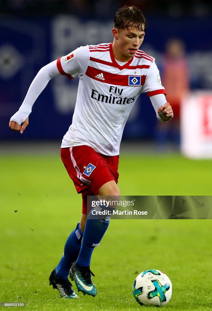 Hamburger SV v VfL Wolfsburg - Bundesliga