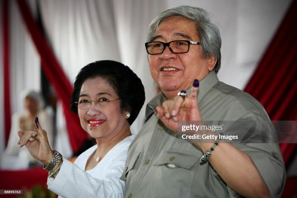 Indonesia Holds Presidential Election