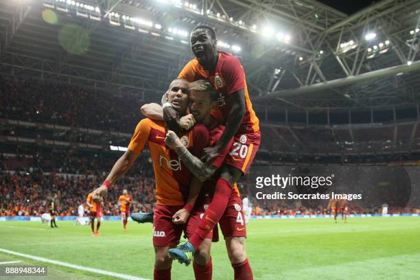 Sofiane Feghouli of Galatasaray celebrates 4-2 with Serdar Aziz of Galatasaray, Papa Alioune NÕDiaye of Galatasaray during the Turkish Super lig...