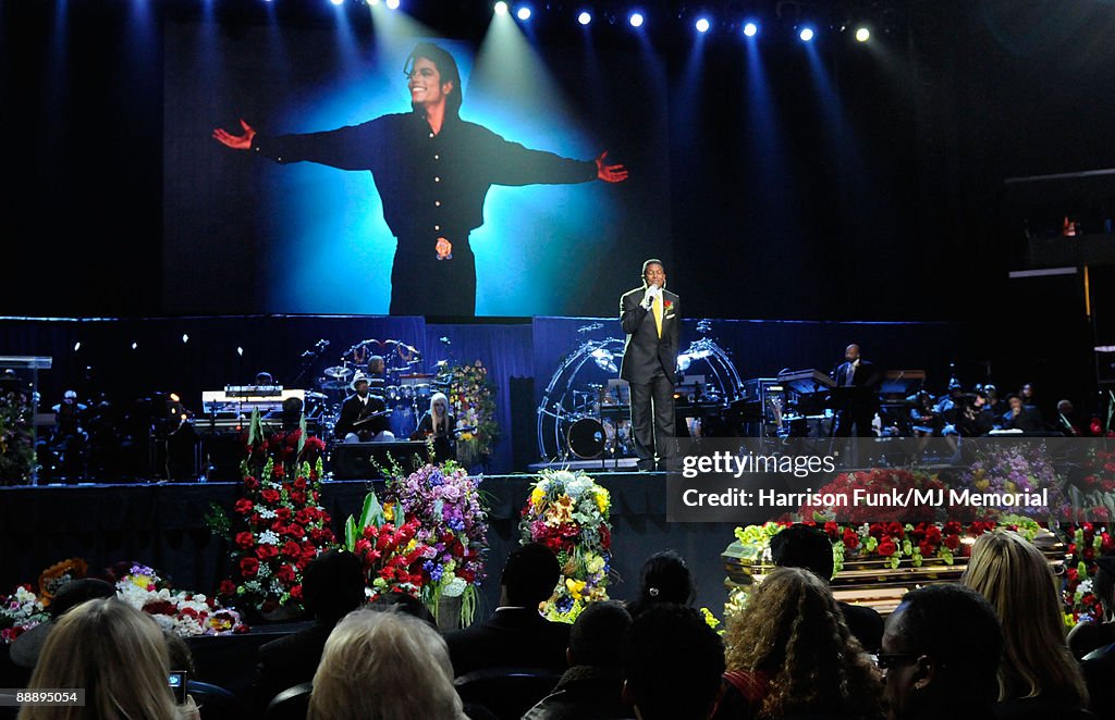 Michael Jackson Public Memorial Service - Inside