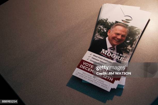 Stack Pamplet 26 Stack Of Pamphlets Stock Photos, High-Res Pictures, and Images ...