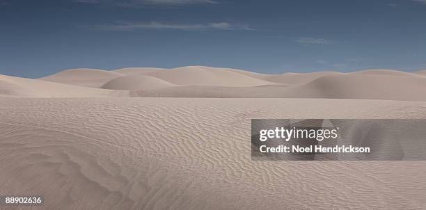 sand dunes - horizon over land - fotografias e filmes do acervo