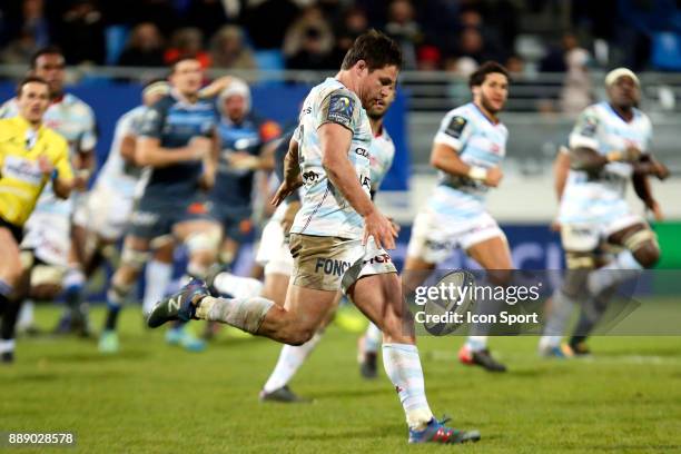 Henry Chavency of Racing 92 during the European Champions Cup match between Castres and Racing 92 on December 9, 2017 in Castres, France.