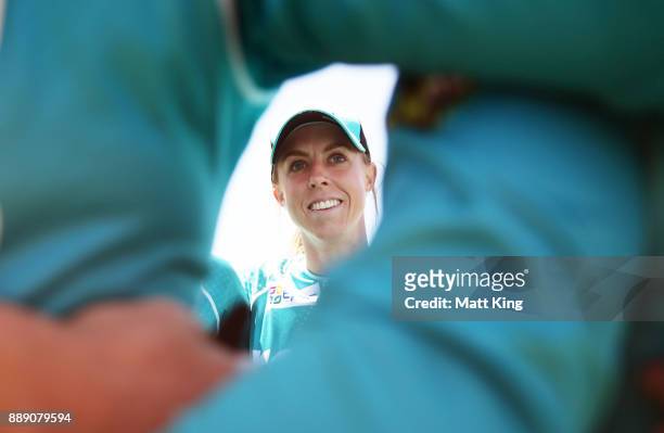 Kirby Short captain of the Heat speaks to team mates in a huddle during the Women's Big Bash League WBBL match between the Perth Scorchers and the...
