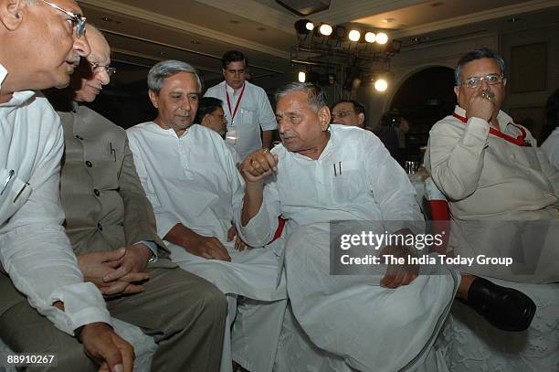Pratapsingh Raoji Rane, Chief Minister of Goa with Naveen Patnaik, Chief Minister of Orissa, Mulayam Singh Yadav, Chief Minister of Uttar Pradesh and...