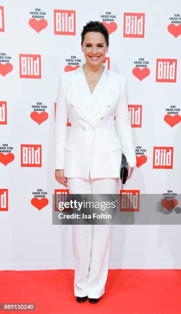 Presenter Desiree Nosbusch attends the 'Ein Herz fuer Kinder Gala' at Studio Berlin Adlershof on December 9, 2017 in Berlin, Germany.