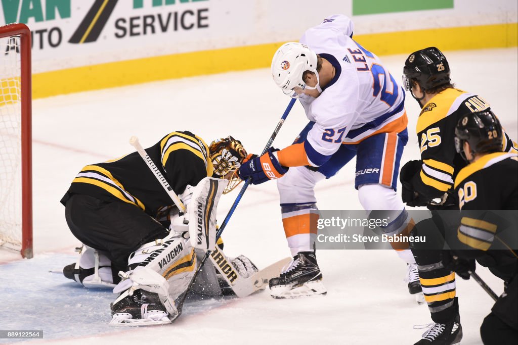 New York Islanders v Boston Bruins
