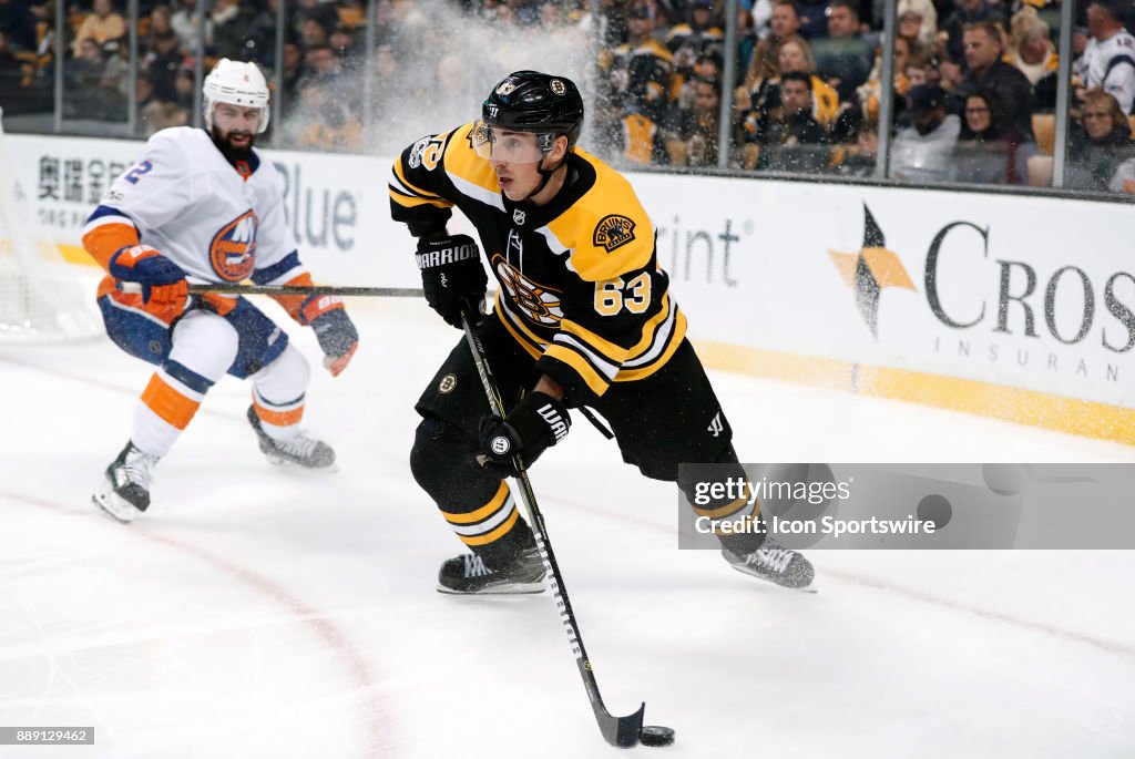 NHL: DEC 09 Islanders at Bruins