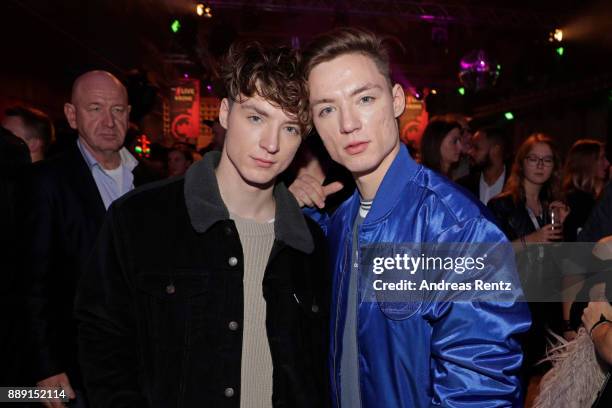 Roman Lochmann and Heiko Lochmann of 'Die Lochis' pose at the after party of the 1Live Krone radio award at Jahrhunderthalle on December 07, 2017 in...