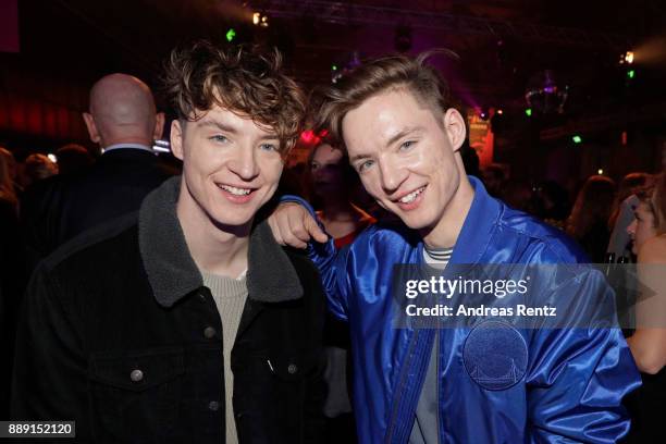 Roman Lochmann and Heiko Lochmann of 'Die Lochis' pose at the after party of the 1Live Krone radio award at Jahrhunderthalle on December 07, 2017 in...