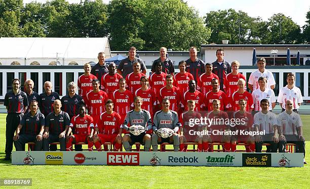 Physiotherapist Sven Rinke, physiotherapist Hans Adenauer, Wilfried Sanou, Michael Gardawski, Thomas Kessler, Faryd Mondragon, Daniel Brosinski,...