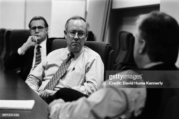 Special Prosecutor Ken Starr meets with his staff at the Office of Independent Counsel on November 13, 1998. Starr was preparing for his upcoming...