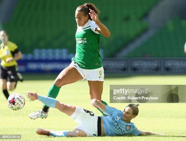 Jessica Fishlock of Melbourne City contests the ball during the round seven W-League match between Melbourne City and Canberra United at AAMI Park on...