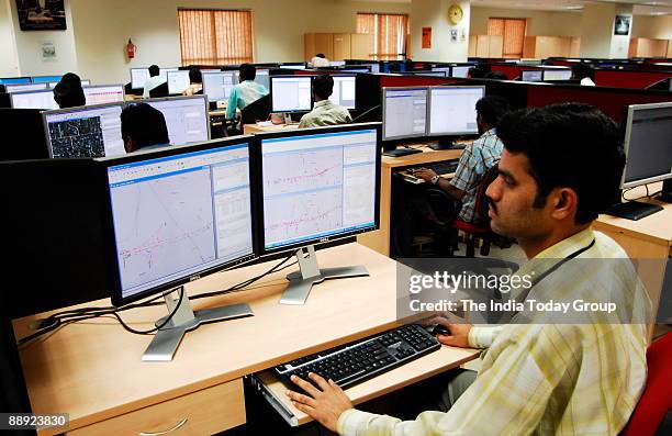 Infotech Software Photos and Premium High Res Pictures - Getty Images
