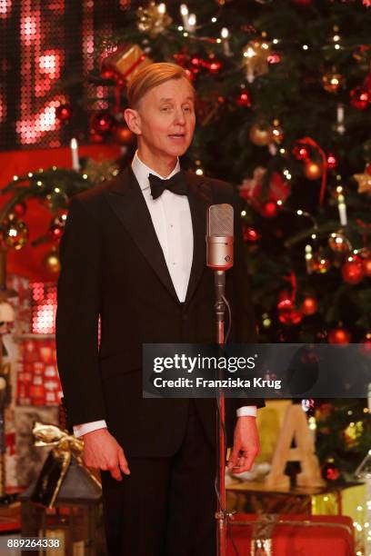 Max Raabe performs at the Ein Herz Fuer Kinder Gala show at Studio Berlin Adlershof on December 9, 2017 in Berlin, Germany.