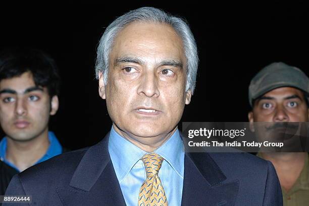 Pakistan Rai Shaid India Shahid Malik Photos and Premium High Res Pictures - Getty Images